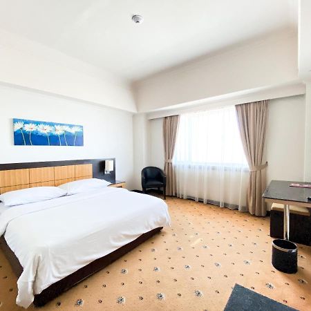 Orchardz Jayakarta Hotel Kültér fotó