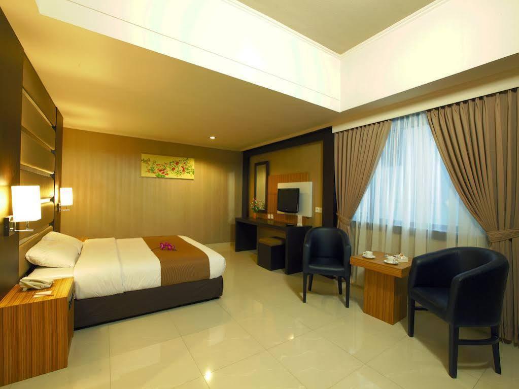 Orchardz Jayakarta Hotel Kültér fotó