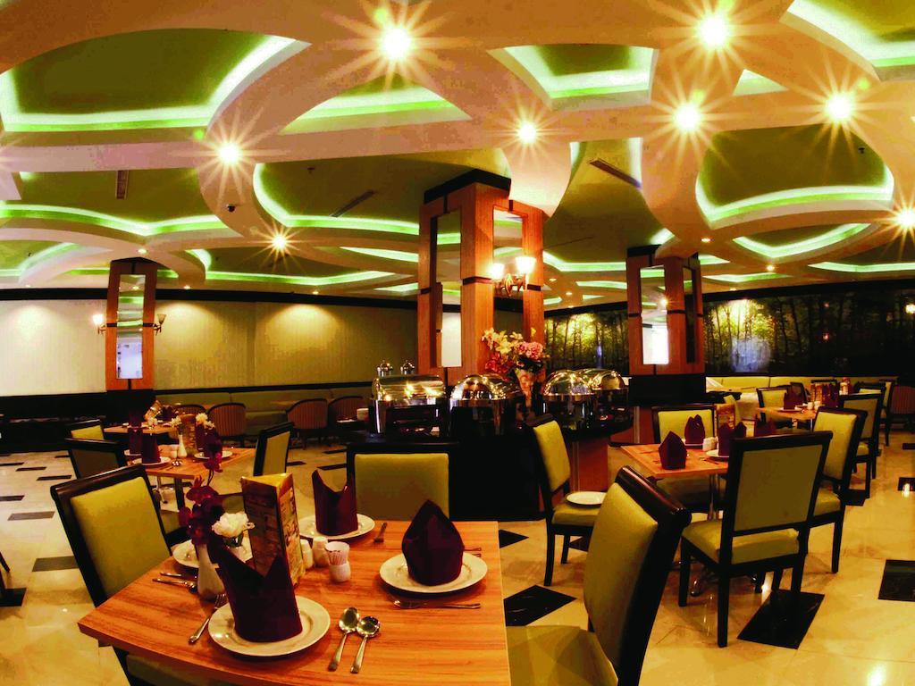 Orchardz Jayakarta Hotel Kültér fotó