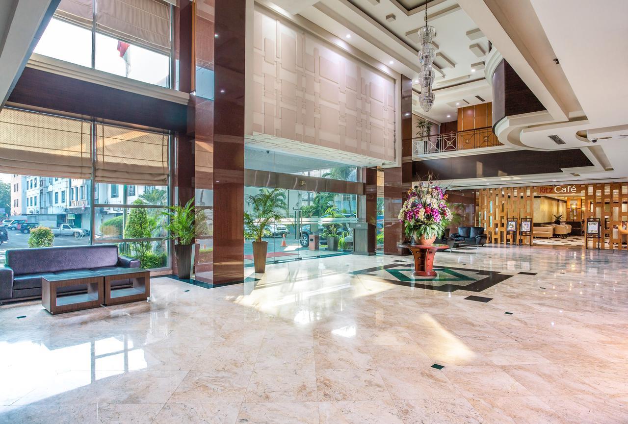 Orchardz Jayakarta Hotel Kültér fotó
