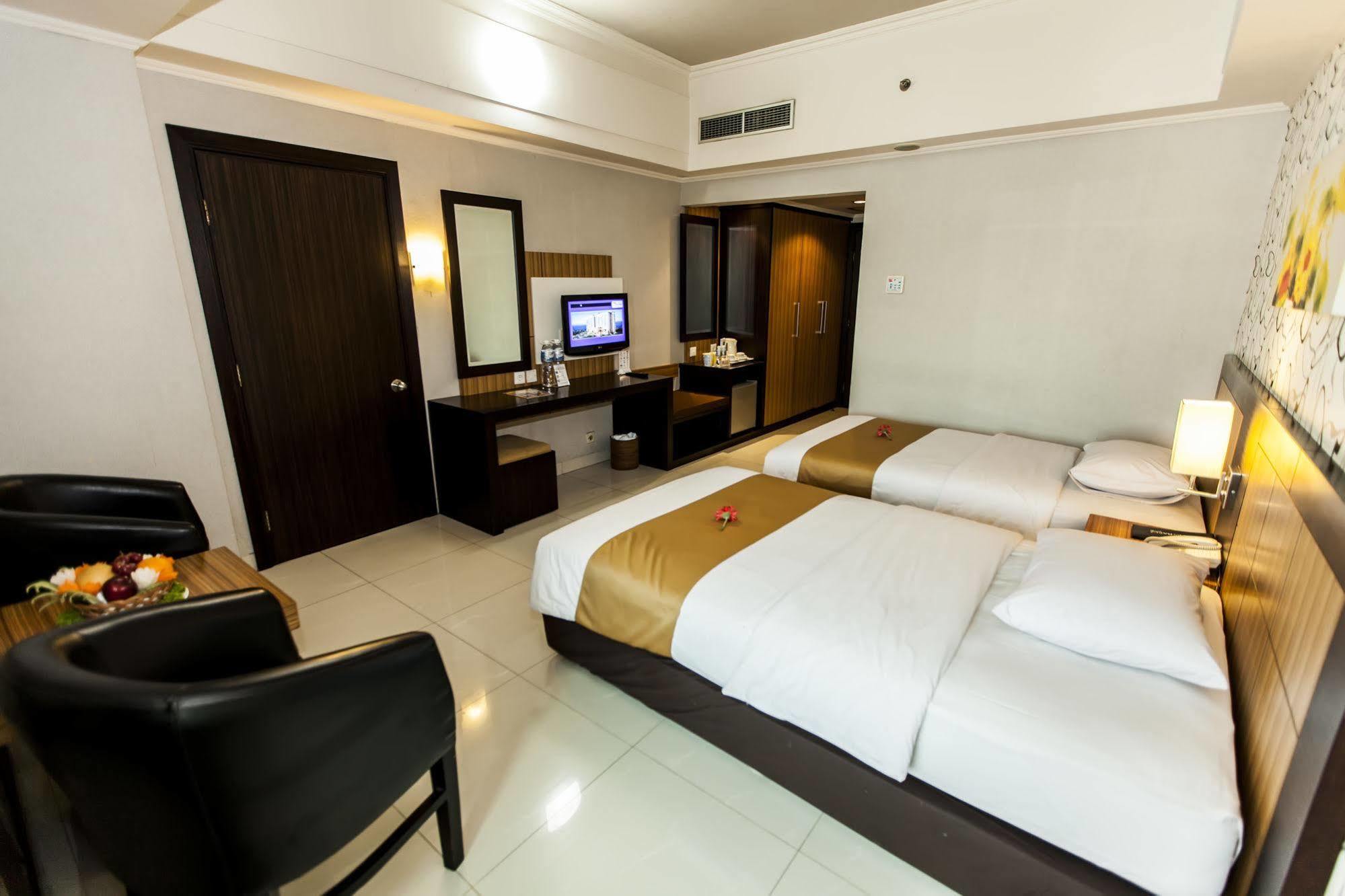 Orchardz Jayakarta Hotel Kültér fotó